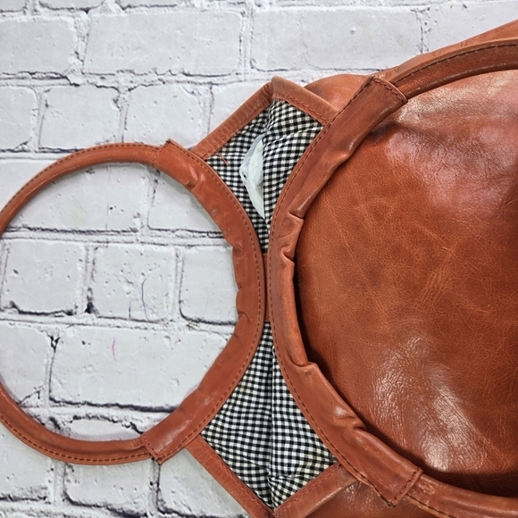 Cydwoq Ny tangerine glazed leather circle ring handle handbag purse - Picture 3 of 7